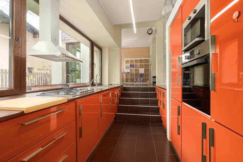 Otopeni, str. Campului, vila 4 camere, birou, curte generoasa